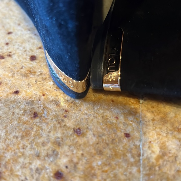 Louis Vuitton Black a suede Wedge Boots - Picture 2 of 10